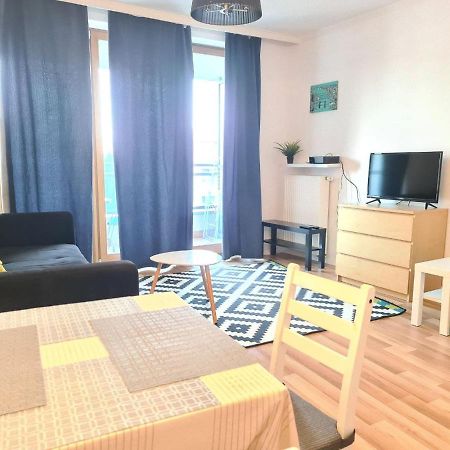 Dworska Studio Apartment Краків Екстер'єр фото